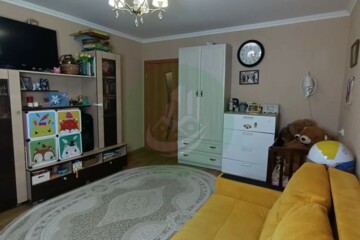 2-к квартира, 50 м², 2/5 эт.